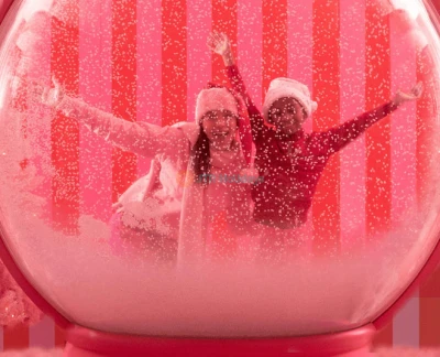 Museum of Ice Cream Chicago - Besuchen Sie das Museum of Ice Cream Chicago für unbegrenzte Leckereien, interaktive Ausstellungen und unterhaltsame Installationen. Erkunden Sie eiscreme-themenbezogene Räume, probieren Sie einzigartige Köstlichkeiten und schaffen Sie süße Erinnerungen mit Ihren Liebsten! Museum of Ice Cream Chicago - Bild 2 von 5