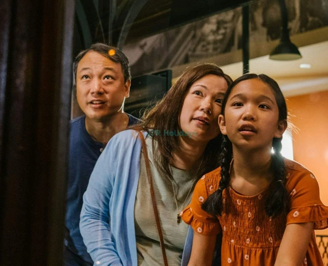 Chicago History Museum Explore Chicago’s Rich Past & Iconic Stories - JTR Holidays - Image 2 of 5