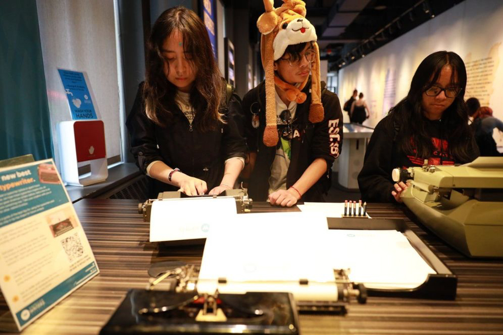 American Writers Museum Chicago - Image 1 of 6