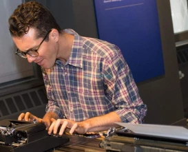American Writers Museum Chicago | Celebrate the Power of American Literature - JTR Holidays