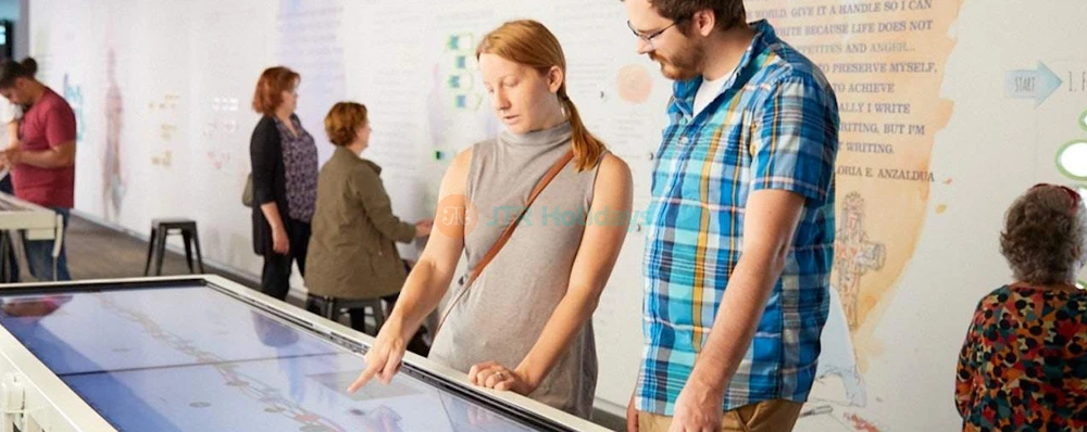 American Writers Museum Chicago Celebrate the Power of American Literature - JTR Holidays - Image 3 of 5