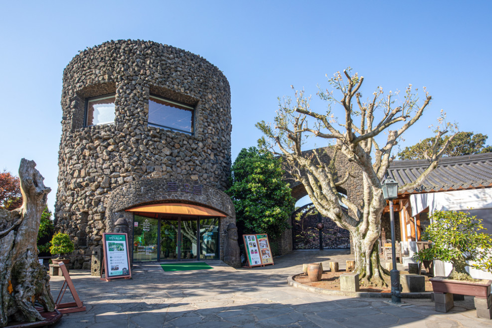 Spirited Garden Jeju - Image 2 of 8