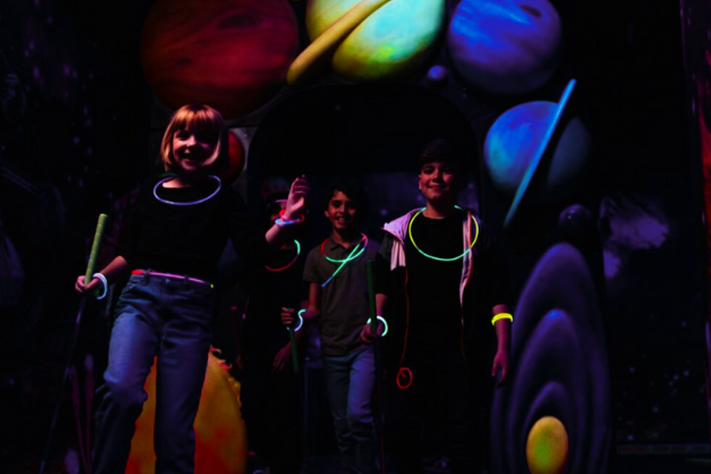 Blacklight Minigolf im American Dream - Image 1 of 6