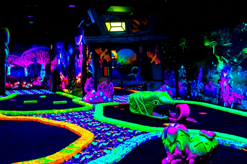 Blacklight Mini Golf at American Dream – Neon Adventure Awaits - JTR Holidays - Image 6 of 6