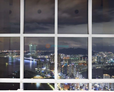 Busan X the Sky - Image 2 of 5