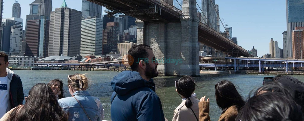 Freedom Statue of Liberty Cruise | Best NYC Sightseeing Boat Tour - JTR Holidays - Image 4 of 5