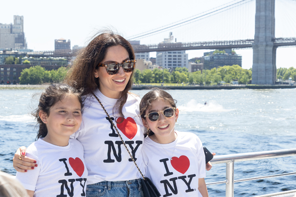 Freedom Statue of Liberty Cruise in New York - Image 6 of 8