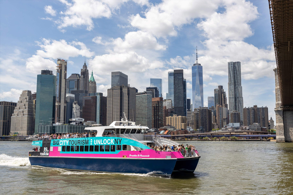 Freedom Statue of Liberty Cruise in New York - Image 8 of 8