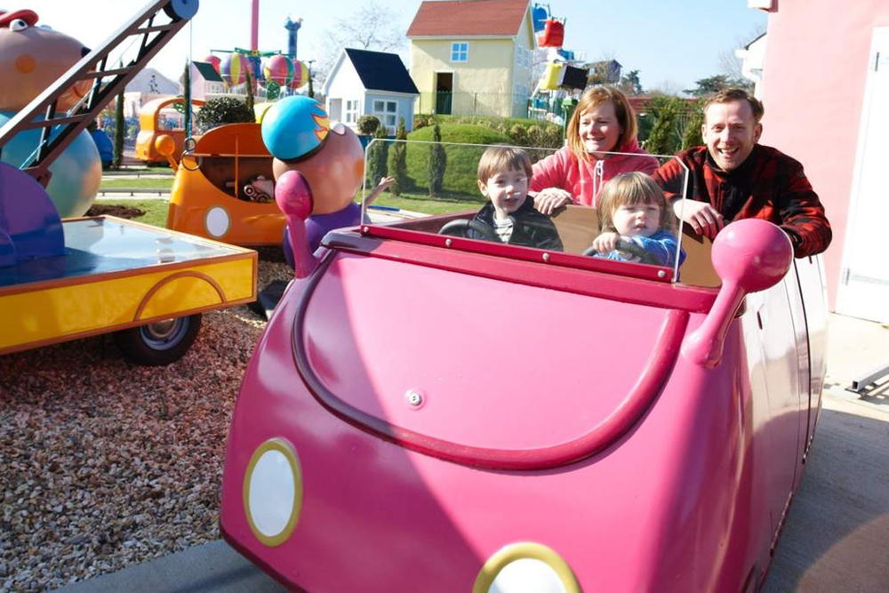 Peppa Pig World at Paultons Park - Image 2 of 7
