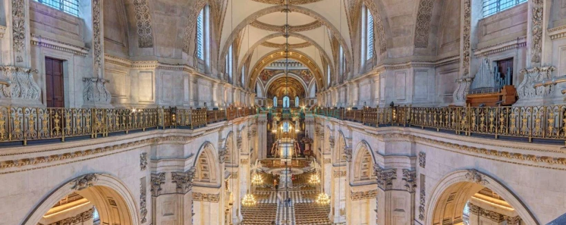 St. Paul's Cathedral Ticket in London - Book your St. Paul's Cathedral ticket and explore one of London's most iconic landmarks. Discover its stunning interiors, visit the historic crypt, and climb the majestic dome for breathtaking city views. Enjoy a self-guided tour with a multimedia guide in multiple languages. St. Paul's Cathedral Ticket in London - Image 3 of 5