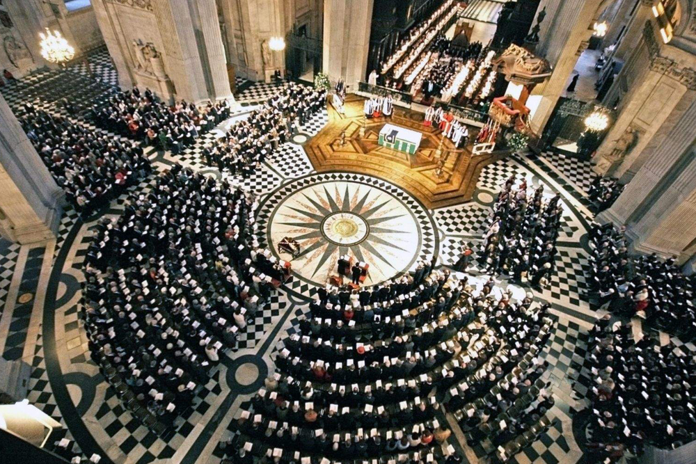 Entrada a la Catedral de San Pablo en Londres - Image 8 of 9
