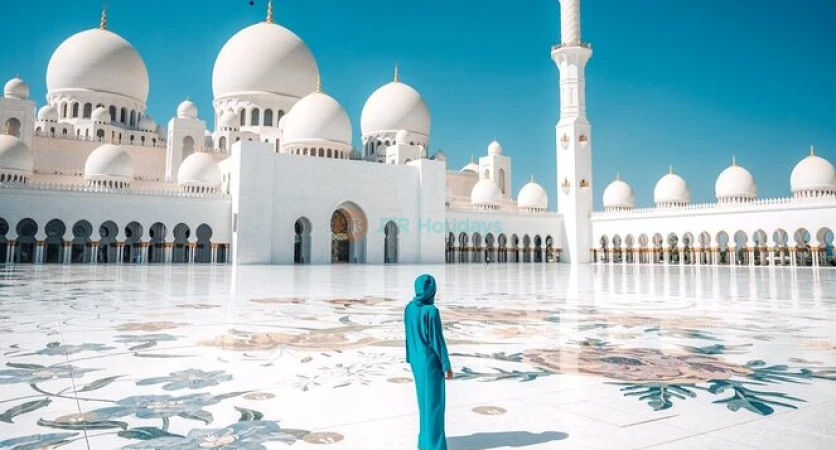 Abu Dhabi Grand Mosque & Louvre Museum City Tour - Best Combo Deals - JTR Holidays