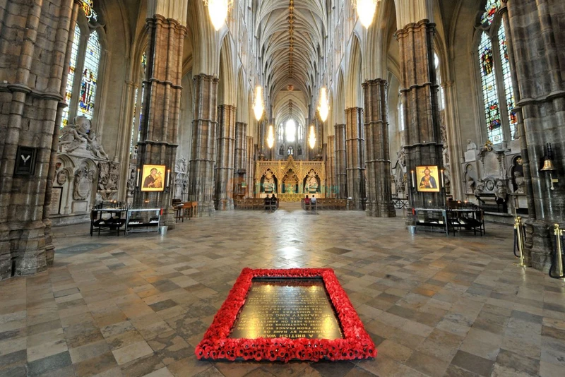 Westminster Abbey And The House of Parliament Tour - Image 6 of 9