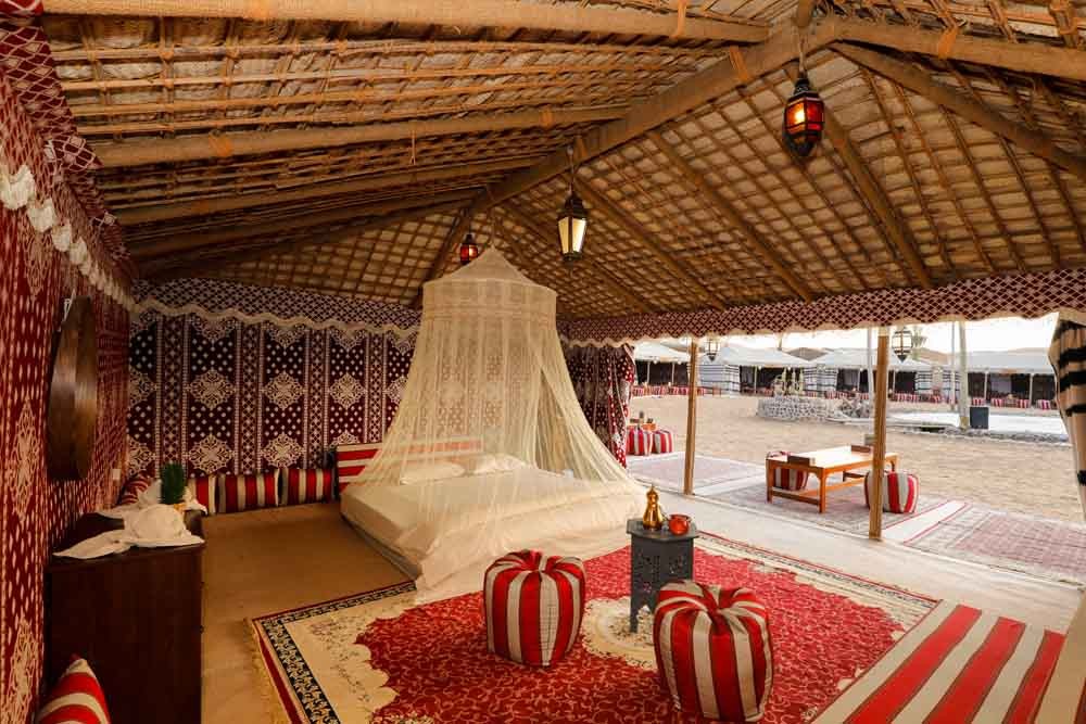 Overnight Red Dunes Desert Safari with Dune Bashing, BBQ & Breakfast - Image 3 of 15