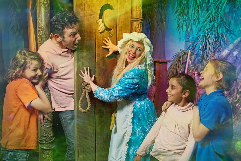 Shrek’s Adventure London Tickets | Step Into a Fairytale Journey - JTR Holidays - Image 8 of 9