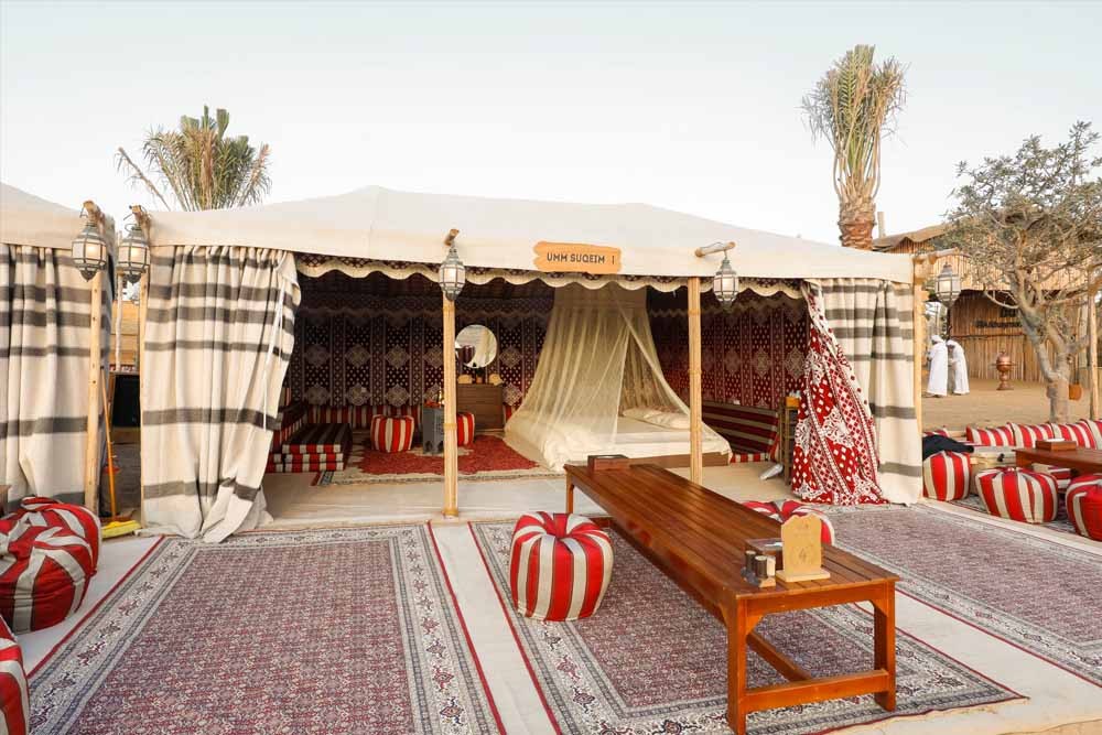 Overnight Red Dunes Desert Safari with Dune Bashing, BBQ & Breakfast - Image 4 of 15