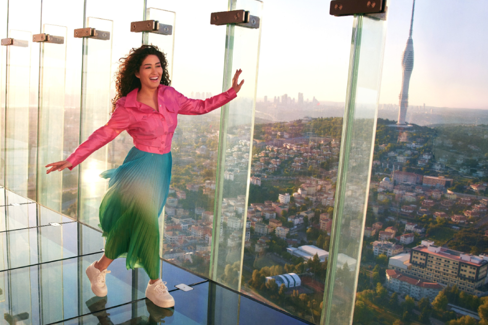Emaar SkyView Istanbul - Visit Emaar SkyView Istanbul for stunning 360° views of the city’s skyline from 300 meters above. From the top of Emaar SkyView Istanbul, enjoy breathtaking panoramic views and unforgettable sunsets. Experience the thrilling Skywalk adventure at Emaar SkyView Istanbul, the longest glass walkway in Europe. Whether you’re looking for incredible views or an exciting adventure, Emaar SkyView Istanbul offers the perfect combination. Don’t miss out on this must-see destination when in Istanbul – Emaar SkyView Istanbul promises an unforgettable experience! Emaar SkyView Istanbul - Image 3 of 5