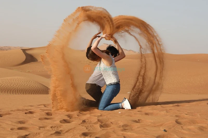 Overnight Red Dunes Desert Safari Dubai with Dune Bashing, BBQ & Breakfast - JTR Holidays - Image 10 of 15