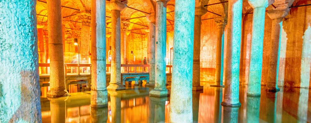 Basilica Cistern Istanbul | Explore the Ancient Underground Wonder - JTR Holidays - Image 3 of 5