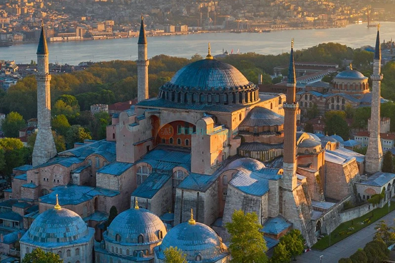 Hagia Sophia Ticket – Explore Istanbul’s Iconic Landmark - JTR Holidays - Image 7 of 9