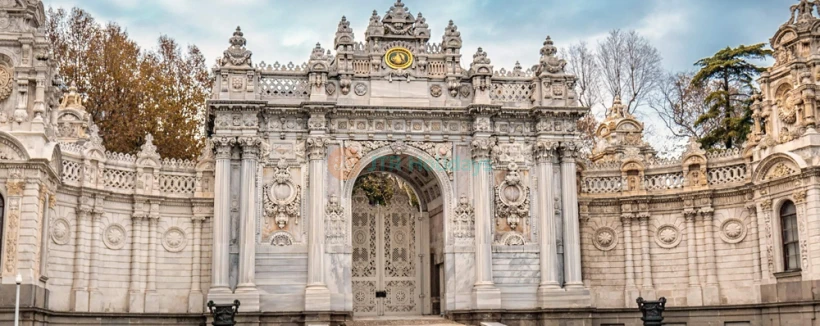Entrada al Palacio de Dolmabahçe - Imagen 4 de 5