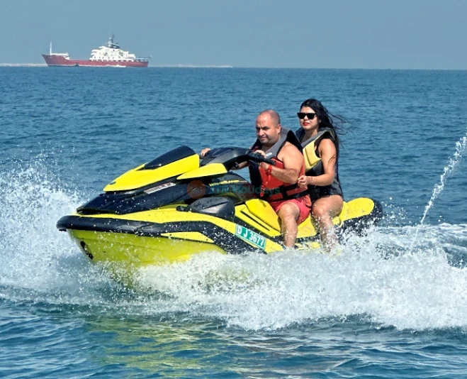 Xtreme Jet Ski Dubai – Thrilling Jet Ski Rides & Tours - JTR Holidays - Image 5 of 5