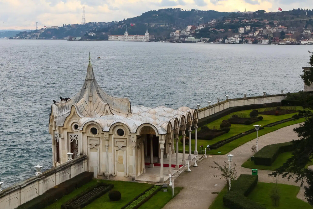 Beylerbeyi Palace Istanbul - Image 2 of 7