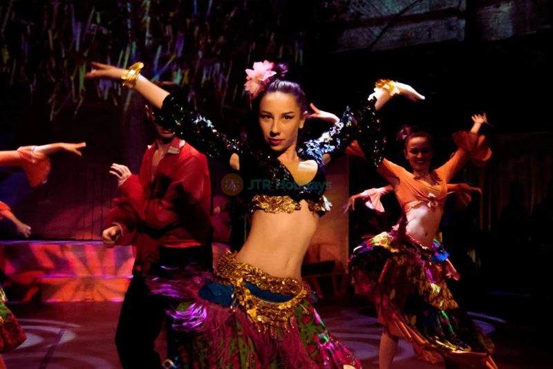 Turkish Dance Show at Hodjapasha Cultural Centre | Istanbul Live Performance - JTR Holidays - Image 7 of 10