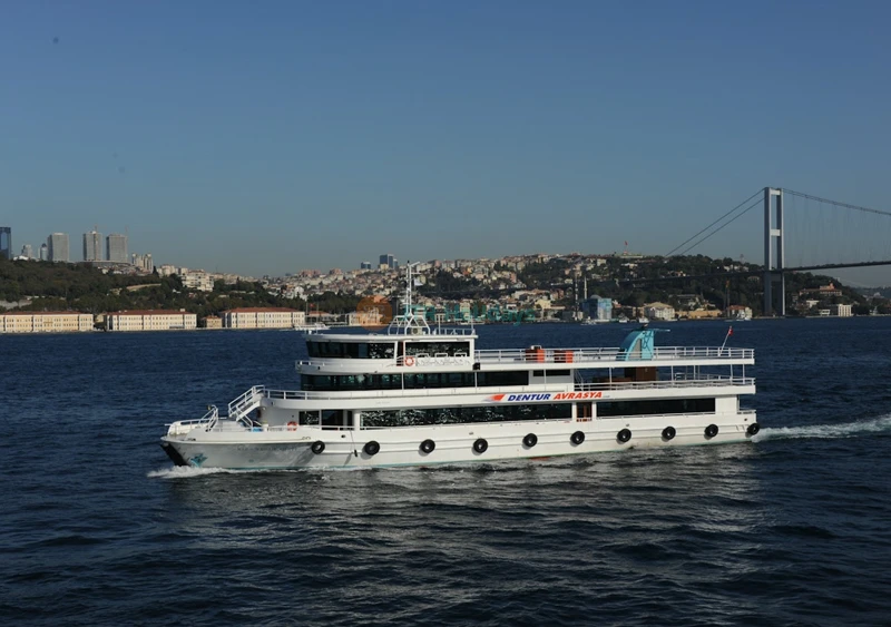 Crociera Turistica sul Bosforo Istanbul