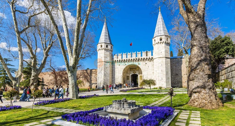Byzantine and Ottoman Relics Full Day Tour | Explore Istanbul’s History - JTR Holidays - Image 1 of 5