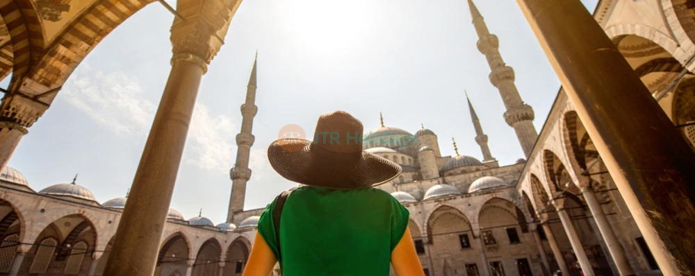 Blue Mosque Guided Tour in Istanbul | Explore Istanbul’s Iconic Landmark - JTR Holidays - Image 3 of 5