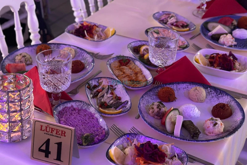 Mega Lufer Bosphorus Dinner Cruise & Show with Private Table | Istanbul - JTR Holidays - Image 6 of 9