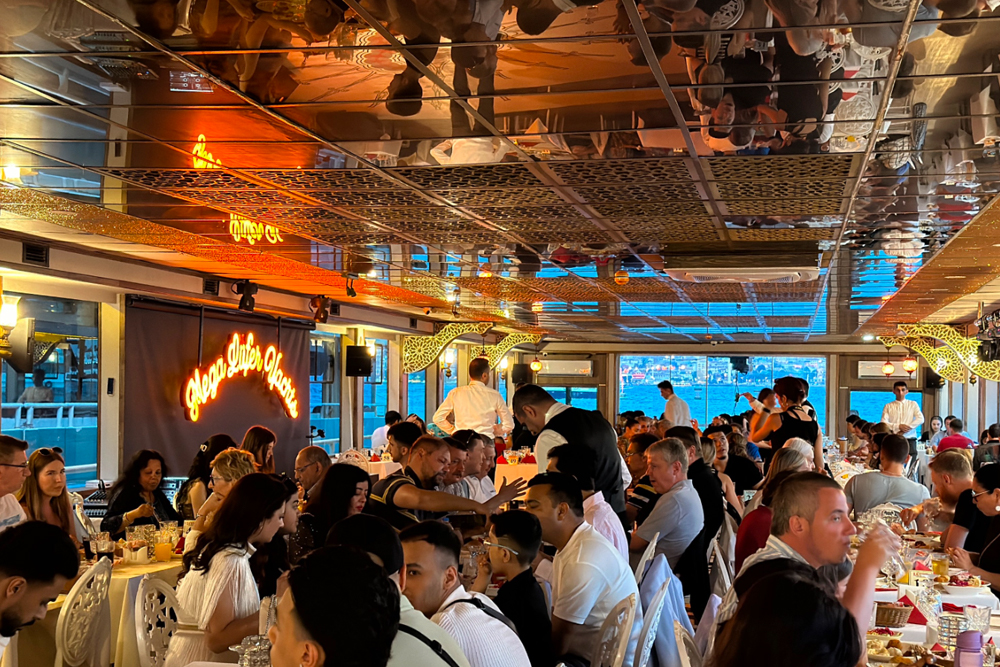 Mega Lufer 博斯普鲁斯晚宴游船及表演（含私人桌位） - Image 9 of 9