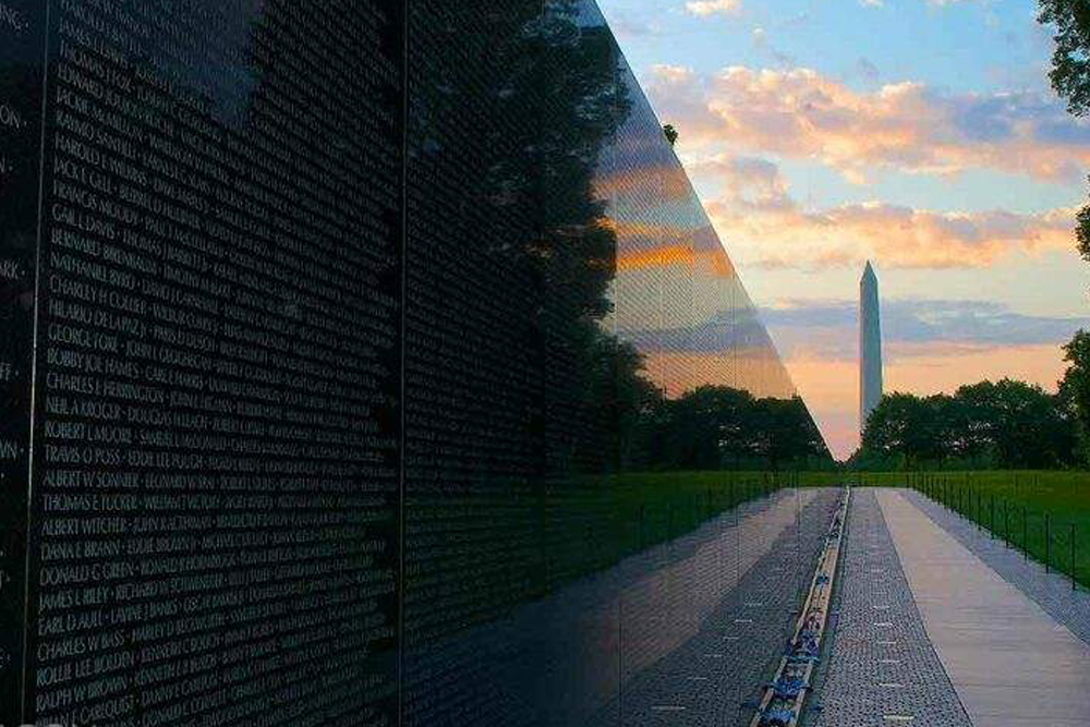 Washington DC Hop-On Hop-Off Trolley Tour - Image 2 of 6