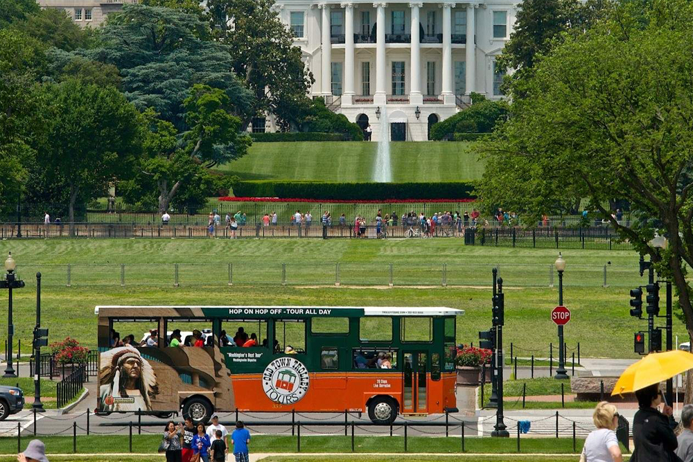 Washington DC Hop-On Hop-Off Trolley Tour - Image 6 of 6