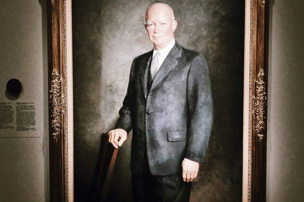 National Portrait Gallery in Washington DC - Discover the National Portrait Gallery in Washington, D.C., and explore portraits of influential figures from American history. See iconic artworks, including the famous America’s Presidents gallery. Learn about the nation's past through stunning exhibits and engaging storytelling. Experience a unique blend of art, culture, and history in a historic setting. National Portrait Gallery in Washington DC - Image 5 of 5