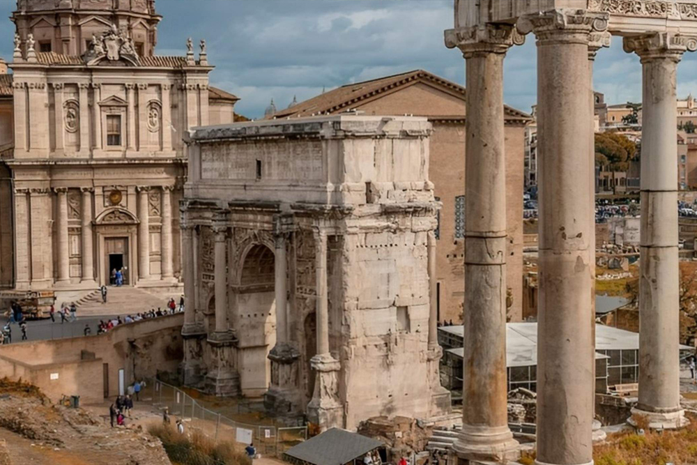 Colosseum, Roman Forum & Palatine Hill with panoramic open bus ticket - Image 3 of 5
