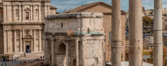 Colosseum, Roman Forum & Palatine Hill Tour with Panoramic Open Bus Ticket - JTR Holidays
