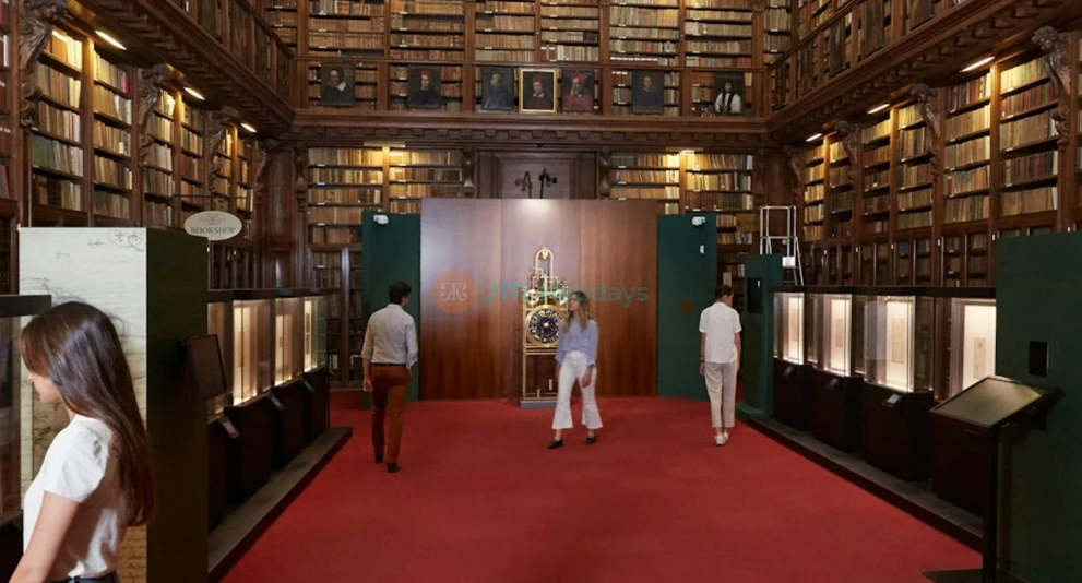 Pinacoteca Ambrosiana & Cripta San Sepolcro Ticket | Explore Milan’s Art & History - JTR Holidays - Image 1 of 5