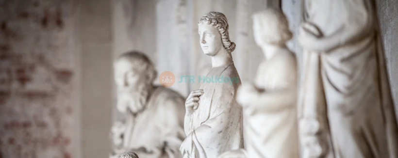 Graveyard, Cathedral and Opera del Duomo Museum ticket in Pisa - Book your ticket for the Graveyard, Cathedral, and Opera del Duomo Museum in Pisa. Explore stunning architecture, historic tombs, and priceless artworks. Discover the rich history of the Piazza dei Miracoli. A must-visit experience for history and culture lovers! Graveyard, Cathedral and Opera del Duomo Museum ticket in Pisa - Image 3 of 5