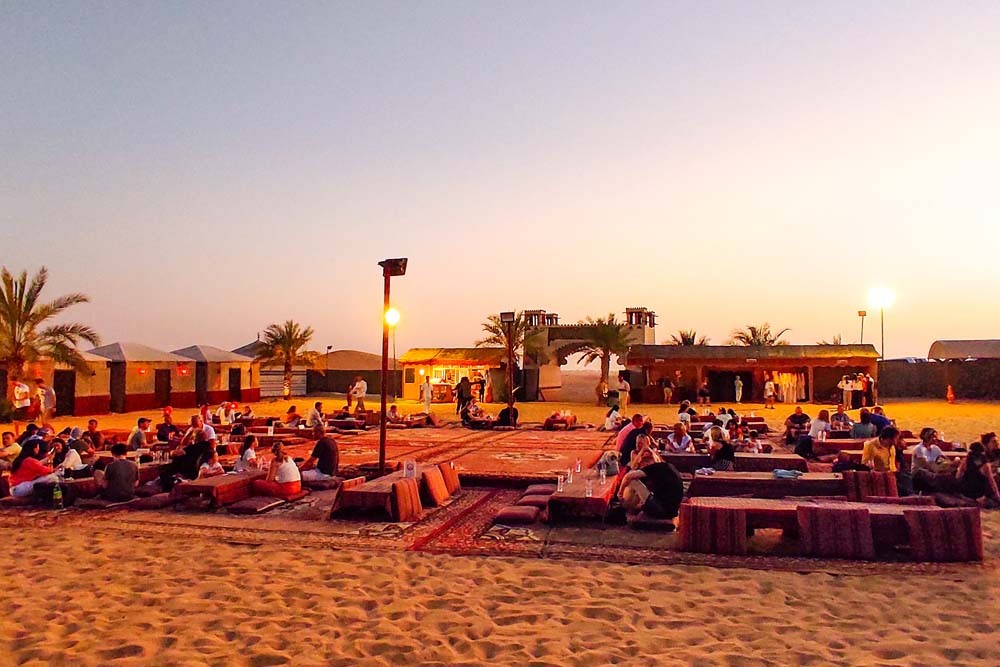 Desert Safari Abu Dhabi with BBQ Dinner - Image 4 of 10