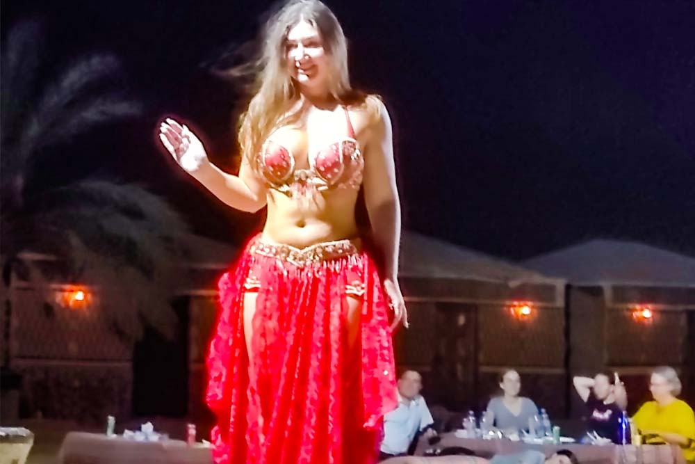 Desert Safari Abu Dhabi with BBQ Dinner - Image 5 of 5