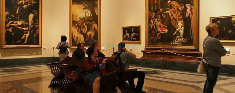 Museos Vaticanos y Capilla Sixtina Roma - Reserva tu entrada a los Museos Vaticanos y la Capilla Sixtina para explorar el arte renacentista mundialmente famoso en Roma. Admira la Capilla Sixtina de Miguel Ángel, visita las Estancias de Rafael y descubre galerías históricas. ¡Asegura tu entrada ahora para una experiencia sin contratiempos en el Vaticano! Museos Vaticanos y Capilla Sixtina Roma - Imagen 3 de 5