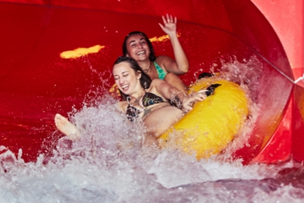 Acquaworld Water Park Rome Ticket - Experience endless fun at Acquaworld Water Park Rome with exciting slides, themed pools, and a giant cinema swimming pool. Relax in the lazy river or feel the thrill of high-speed rides. Perfect for families and adventure seekers, the park offers fun for all ages. Visit Rome’s ultimate water attraction for an unforgettable day! Acquaworld Water Park Rome Ticket - Image 5 of 5