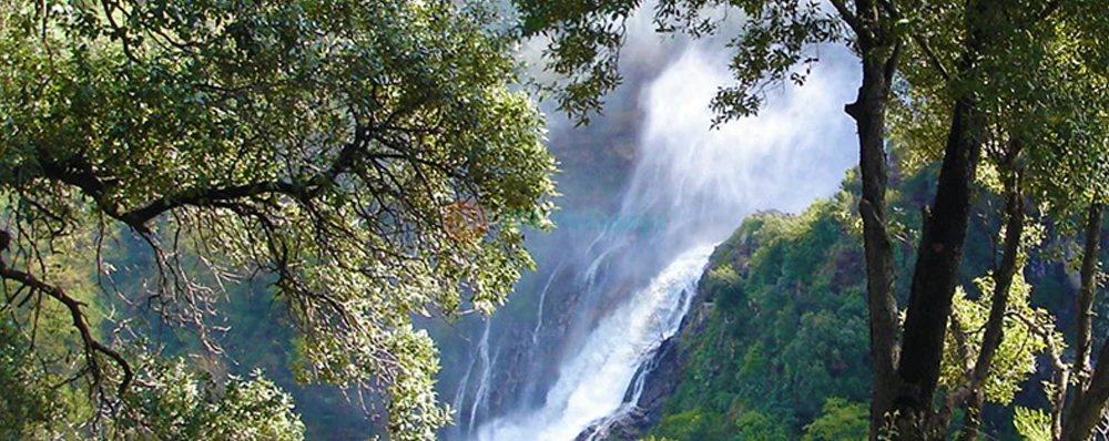 Entrada al Parque Villa Gregoriana en Roma - Imagen 4 de 5