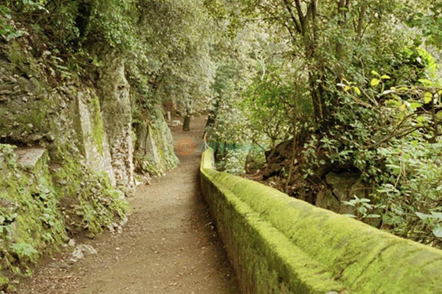 Villa Gregoriana Park Ticket in Rome - Image 7 of 8