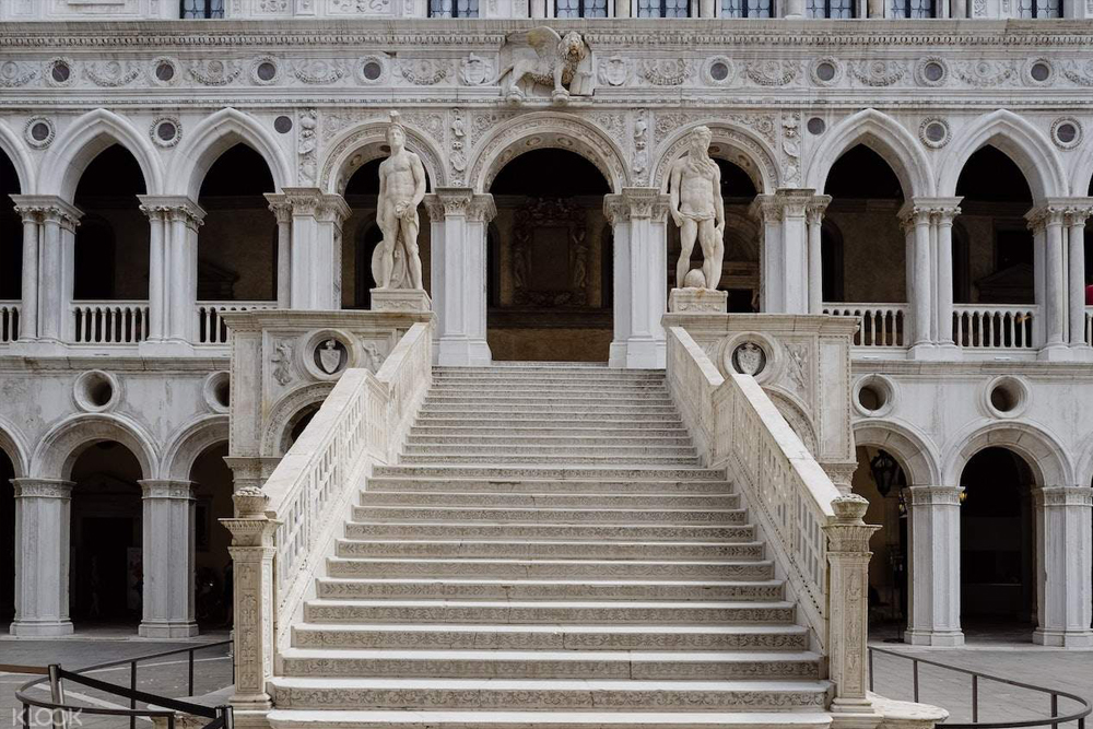 Doge's Palace in Venice - Get your Doge’s Palace ticket and explore the history of Venice’s most famous landmark. Walk through grand halls, admire stunning artwork, and discover the rich past of Doge’s Palace. Cross the Bridge of Sighs and visit the old prison to experience the palace’s fascinating stories. Book your Doge’s Palace ticket now for an unforgettable journey into Venetian history and culture. Doge's Palace in Venice - Image 1 of 5