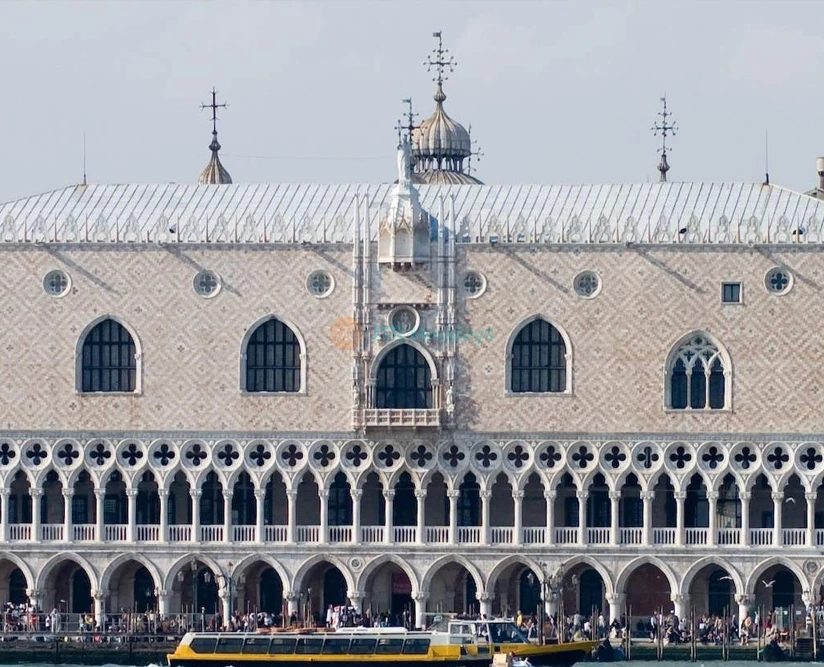 Doge's Palace in Venice - Image 5 of 7