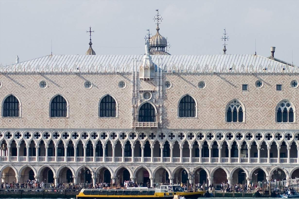 Doge's Palace in Venice - Image 5 of 5