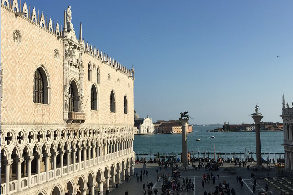 威尼斯总督府 - Image 6 of 7